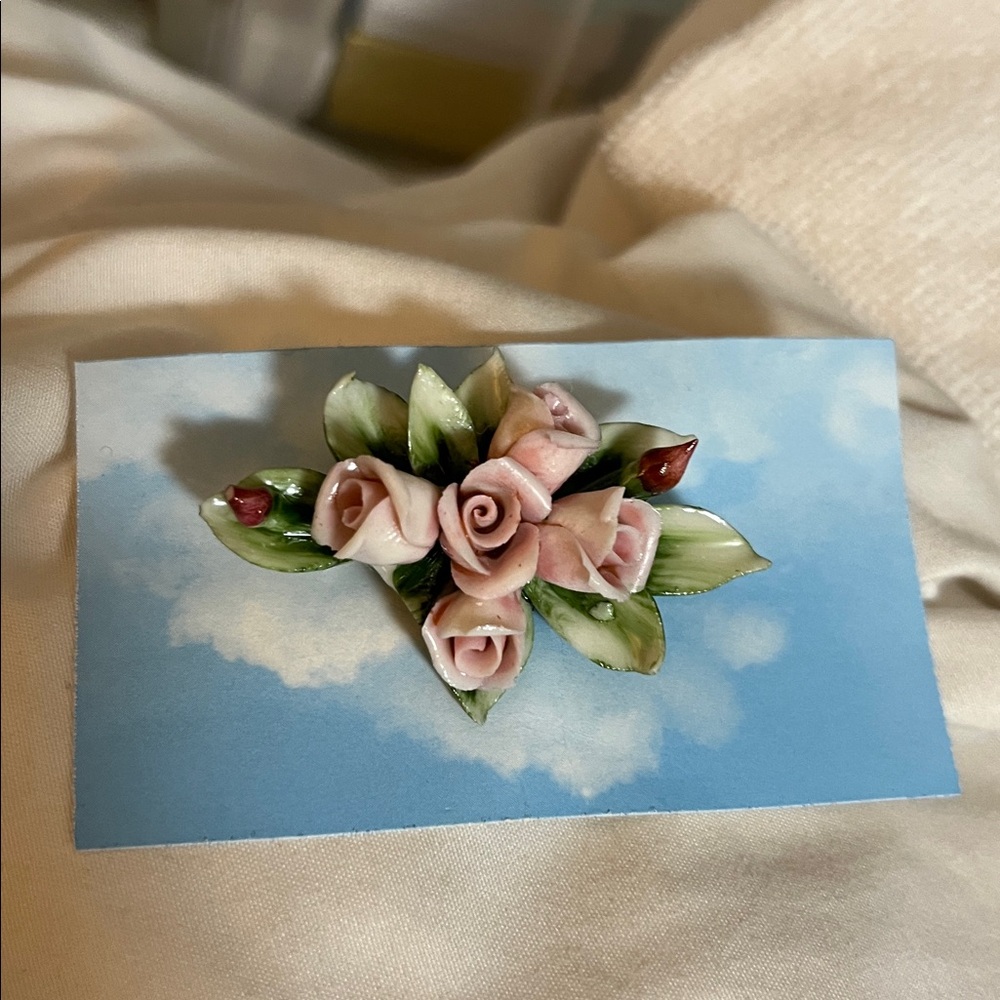 Made in Italy, Carlo Savastano Charming Ceramic Pink Rose Brooch